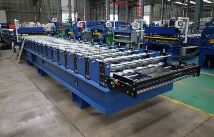 1351762406208750.jpg r-panel-roll-forming-machine-2 (2).jpg