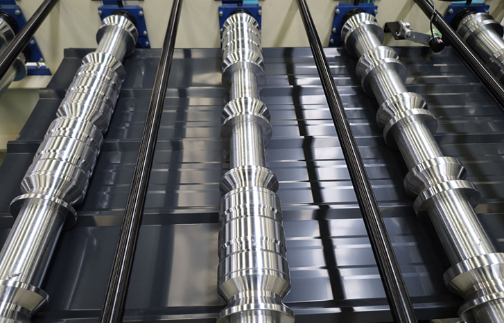 8441762405995460.jpg ag-panel-roll-forming-machine-1.jpg